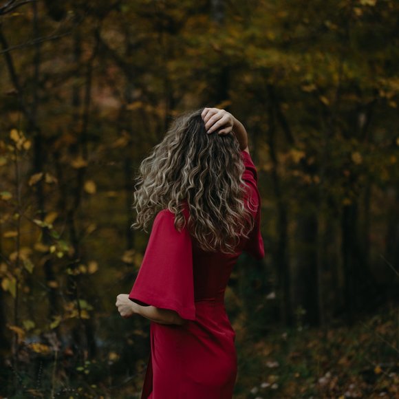 Keepsake Plunge Neckline Gown - Picture 9 of 12